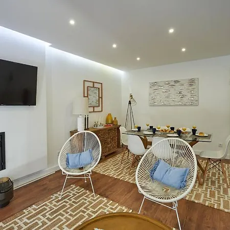 Apartment On The *