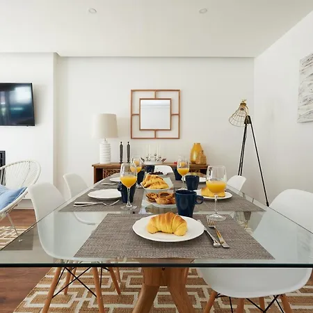Apartment On The